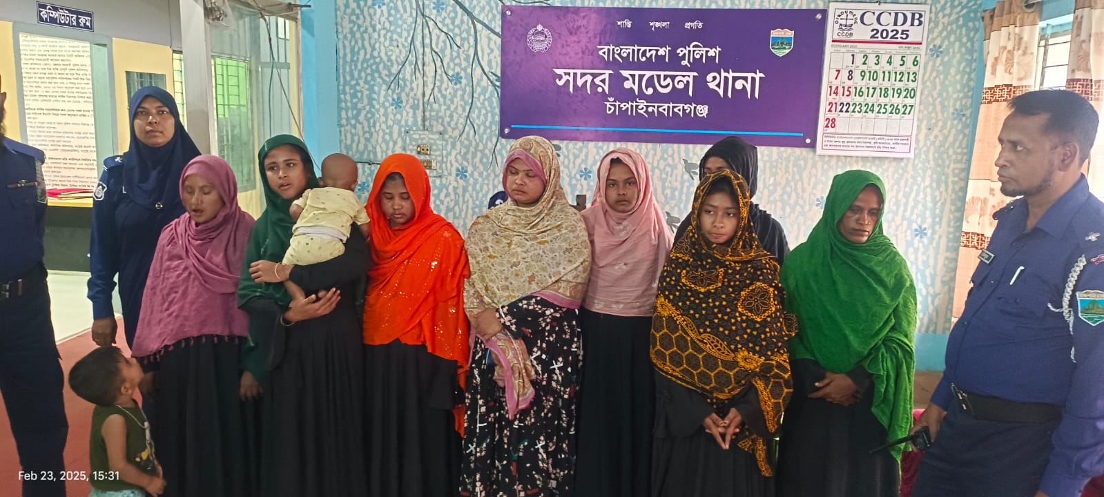 চাঁপাইনবাবগঞ্জে আজহারীর মাহফিল থেকে গ্রেপ্তার ৮ মহিলা চোরের বিরুদ্ধে মামলা